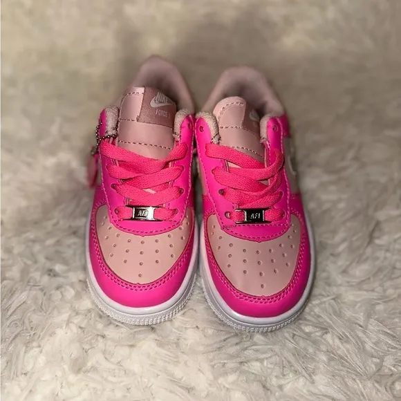 Nike BARBIE AIR FORCE 1 low CUSTOM SHOES NEW 7 1/2c