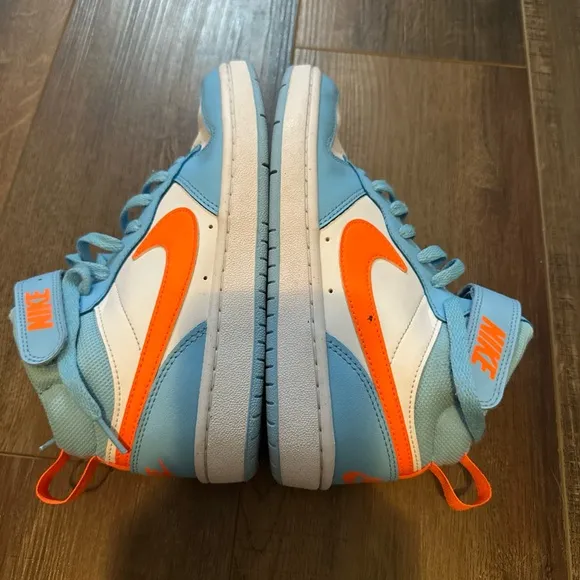NIKE BIG KID COURT BOROUGH MID 2 SNEAKERS Size 4Y White, Baby Blue, &amp; Orange