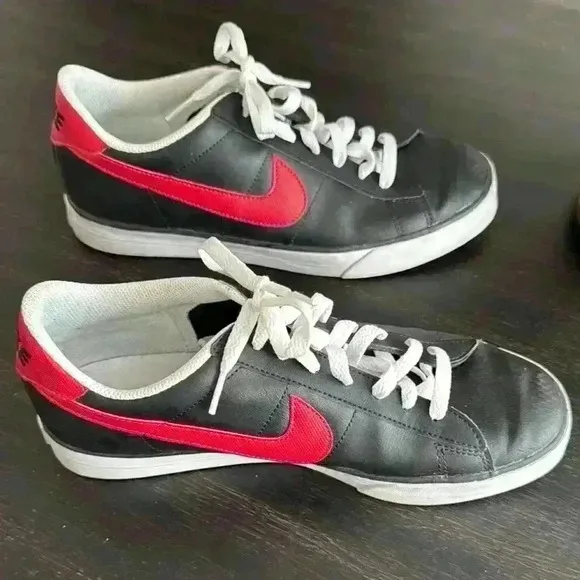 Nike Black and Red Men's Shoes EUC. Worn only once!