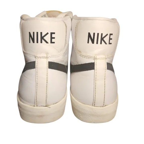Nike Blazer 77 Basketball Shoes White CZ1055-100 Leather 2021 Retro Women's 10.5