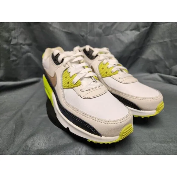 Nike Boys Air Max 90 (GS) Sneakers White Khaki Cyber Size 7 DISPLAY MODEL!