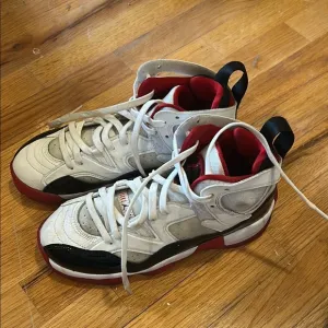 Nike Bred Jumpman Air Jordan Two Trey Sneakers - 7Y