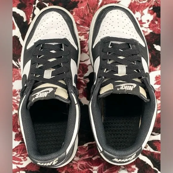 NIKE DUNK LOW RETRO 'PANDA Women Size 5.5