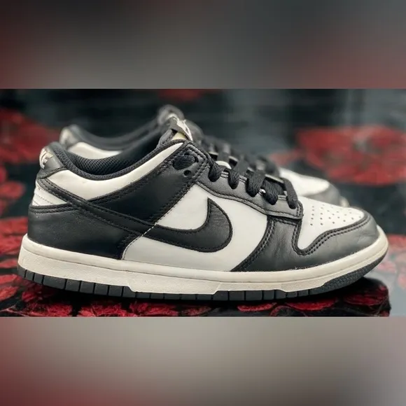 NIKE DUNK LOW RETRO 'PANDA Women Size 5.5
