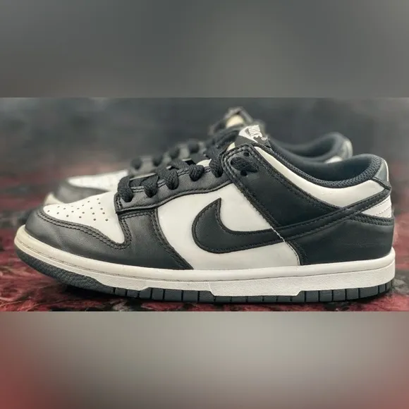 NIKE DUNK LOW RETRO 'PANDA Women Size 5.5