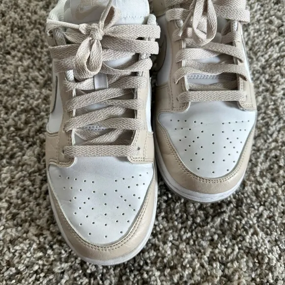 Nike Dunk Low Women's Cream Sneakers Size 8.5 Style DN143-100