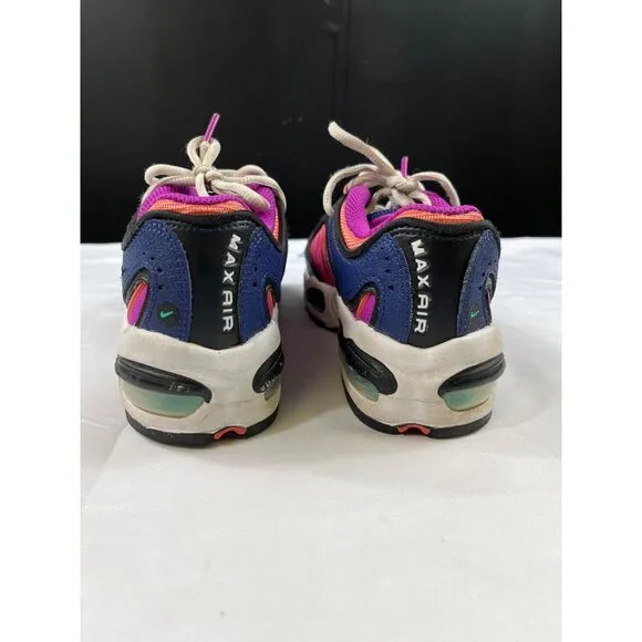 Nike Girls Blue and pink Air Max Running Shoes Size 4 SKU 7301