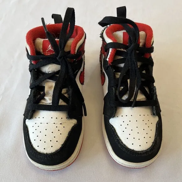 Nike Jordan 1 Mid Bad Santa | Size 8C | Youth Retro Plaid White Shoes Sneakers