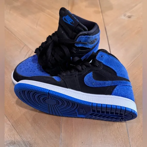 Nike Jordan 1 Retro High OG Shoes for kids / boys