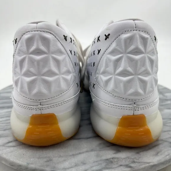 Nike Kobe X Mid EXT White Gum Sneakers Mens 9.5 Basketball Shoes 802366-100