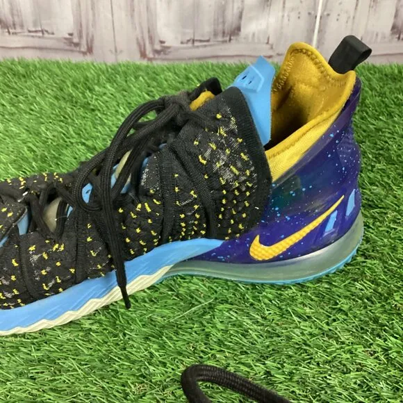 Nike Lebron XVIII 18 Retro Lakers Heritage CQ9283-006 Shoes Mens Size 9.5