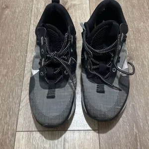Nike Mens Black Iron Gray Air Max 2021 DA 1925-001 Lace Up Sneaker Shoes Size 11