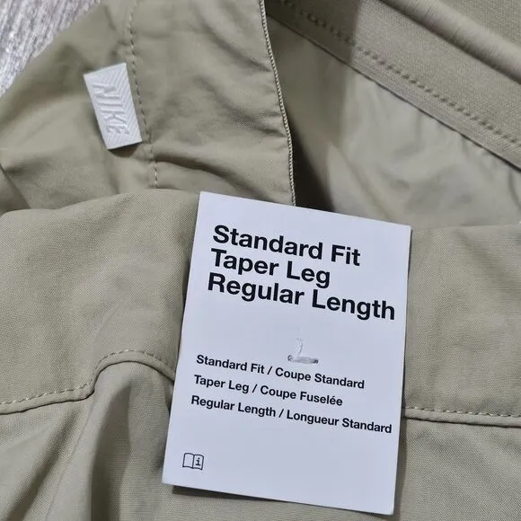NIKE Men's Sportswear Style Essentials Unlined Cropped Pants  SIZE: 36