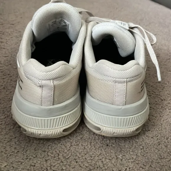 NIKE Metcon sneakers tennis shoes running shoes in tan white off-white men sz8