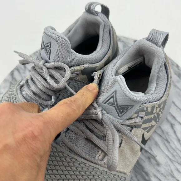 Nike Paul George 1 Baseline Basketball Shoes Mens 7 Gray Low Cut Lace Up *READ