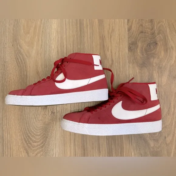 Nike SB Zoom Blazer Mid University Red Shoes 864349-602 Size 6 EUC