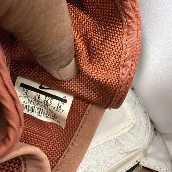 Nike SF Air Force 1 Boot Shoes Men Size 9 Womens 11 (864024-204) Dusty Peach