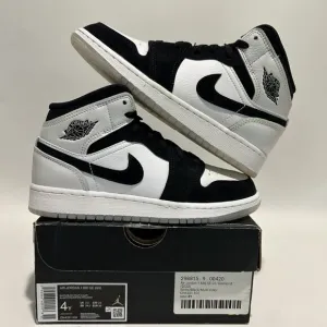 Nike Shoes Air Jordan 1 Retro Mid SE GS “Diamond Shorts” 2024