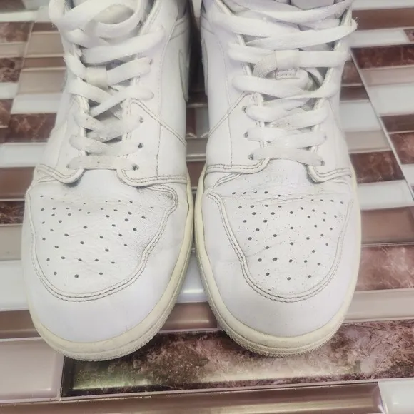 Nike Shoes Men's 11 Air Jordan 1 Retro White Leather Athletic