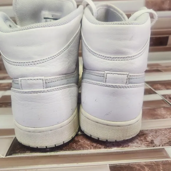 Nike Shoes Men's 11 Air Jordan 1 Retro White Leather Athletic