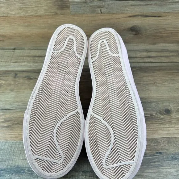 Nike Size 8.5 Women's Blazer Low Platform Sneaker Shoes Pink: DJ0292-600