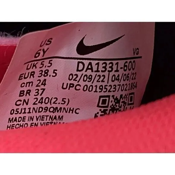 Nike Tempo Legend Cleats DA1331-600 Youth Size 6Y NEW