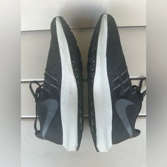Nike Women K15 Run Swift Black Gray Running Shoes Athleisure Workout Gym 8.5 US