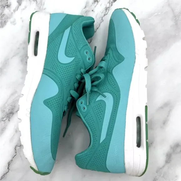 Nike Womens Air Max 1 Ultra Moire 704995-401 Teal Green Running Shoes Sneakers