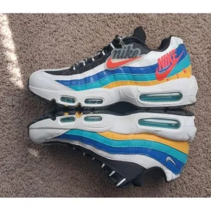 Nike Women's Air Max 95 Windbreaker Retro Running Shoes Size 10