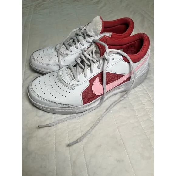 Nike Women’s Court Athletic Shoes Size 9 White Pink