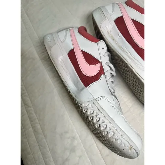 Nike Women’s Court Athletic Shoes Size 9 White Pink
