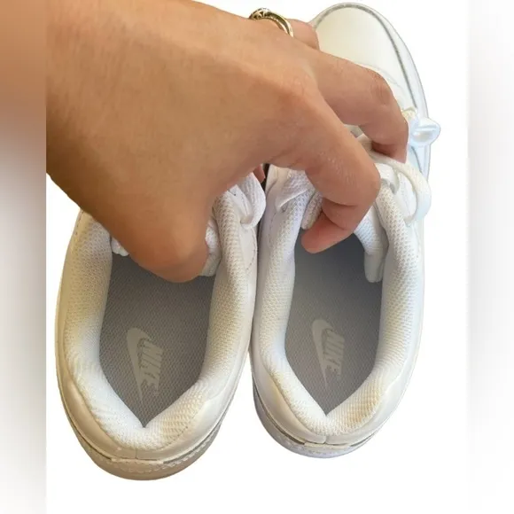 Nike Women's Ebernon low Shoes white NEW Size 9.5
