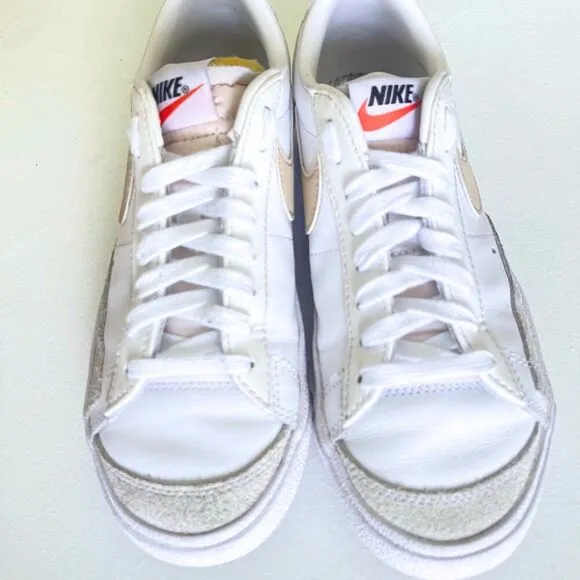 Nike Women's White Blazer Low Platform Shoes Size 5.5