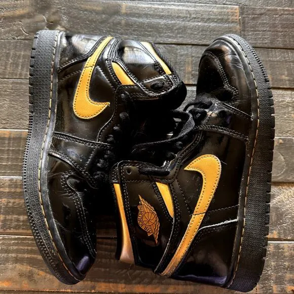 Nike Youth Air Jordan Retro I 1 High OG GS Black Metallic Gold Shoes 575441-032