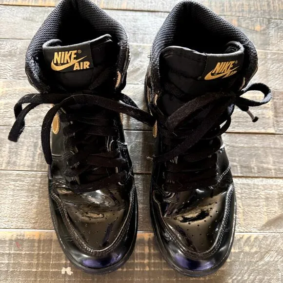 Nike Youth Air Jordan Retro I 1 High OG GS Black Metallic Gold Shoes 575441-032