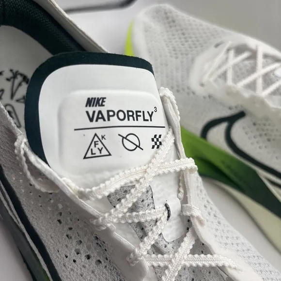 Nike ZoomX Vaporfly Next% 3 Wake Up Running Shoes Mens Size 15 White/Green