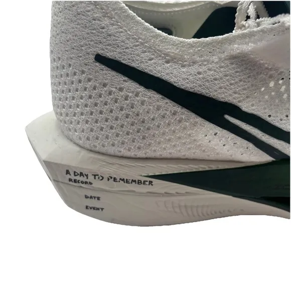 Nike ZoomX Vaporfly Next% 3 Wake Up Running Shoes Mens Size 15 White/Green