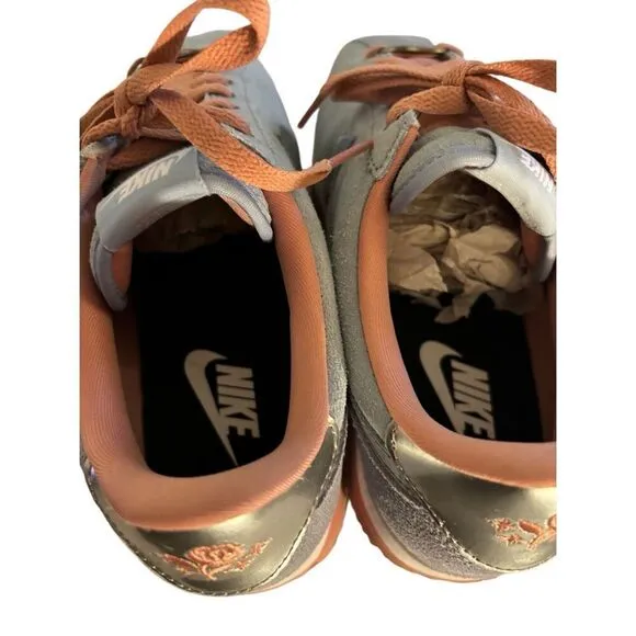 Nike Women's Blue/Pink Cortez Custom Running Athletic Shoes Size 8.5 NWOT