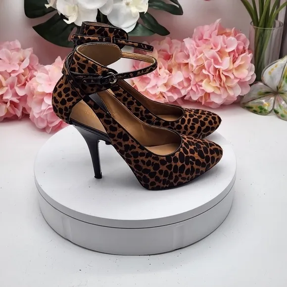 Nine West Animal Print Real Calf Hair Ankle Strap Heels Pumps Shoes 8M