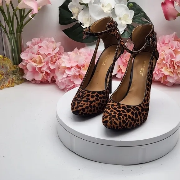 Nine West Animal Print Real Calf Hair Ankle Strap Heels Pumps Shoes 8M