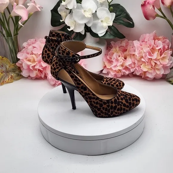 Nine West Animal Print Real Calf Hair Ankle Strap Heels Pumps Shoes 8M
