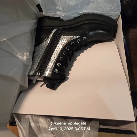 Nine West Hediy Combat Boot Sequin Designer Gaux Leather #47