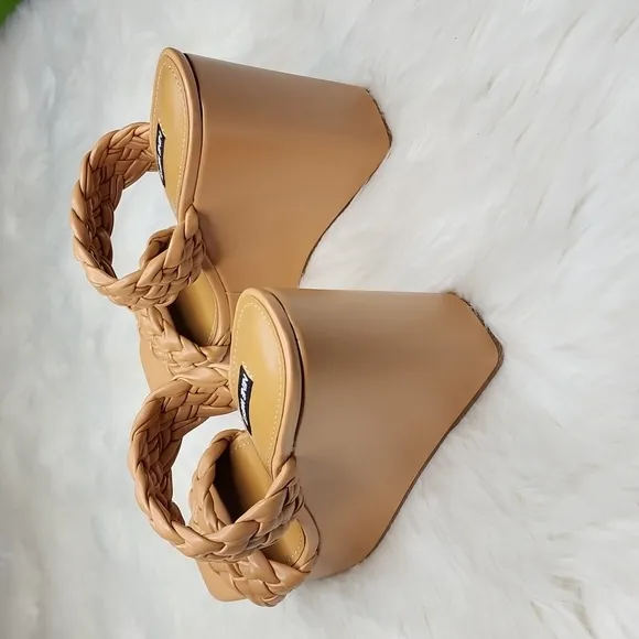 Nine West Nessie 3 Platform Wedge Heel Light Cognac