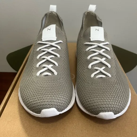Nisolo Athleisure Eco-Knit Sneaker in Gray Size 7.5 NEW
