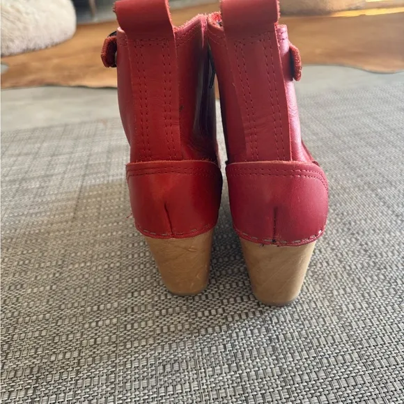 No.6 Clogs Red Leather Ankle Boots Wedge Size 37 EUC