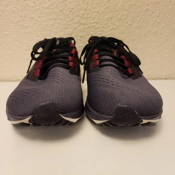 NWOB Nike Air Zoom Pegasus 38  Running Shoes Size 11