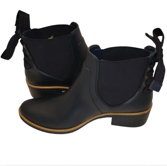 NWOT Bernardo Navy Rain Booties Size 9.5US/ 40F