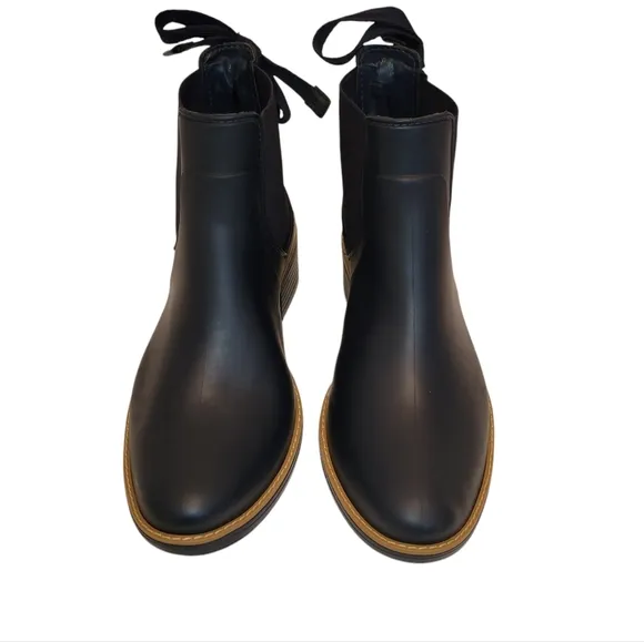NWOT Bernardo Navy Rain Booties Size 9.5US/ 40F