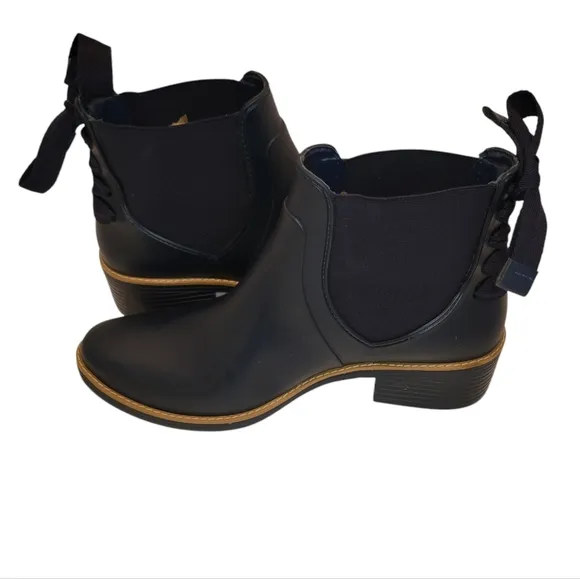 NWOT Bernardo Navy Rain Booties Size 9.5US/ 40F