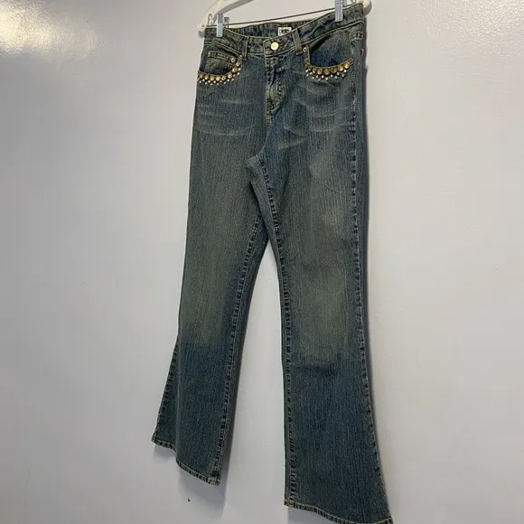 NWOT Cache Women’s Bedazzled Front/ Back Y2K, Vintage Flared Jeans Size 12.